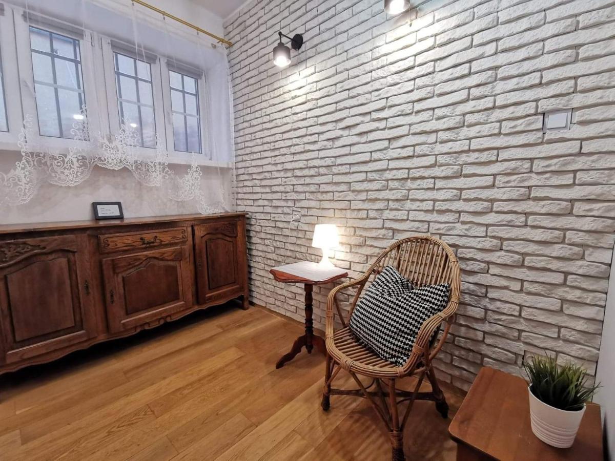 Kwatera prywatna Cozy In The Old Town *